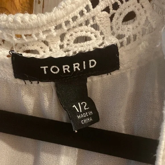 Torrid White Crochet Lace-Trimmed Kimono Cover-up Size 1-2 (XL XXL) - Picture 2 of 5